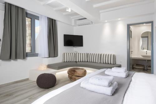 Iliada Suites - image 9