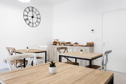 Li Cetti – Lecce, OK