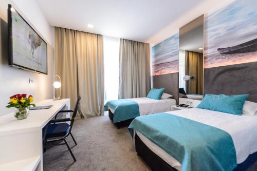 1 double bed