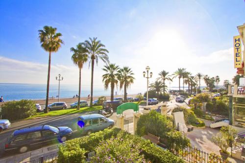 Attrezzature e servizi, PROMENADE HOLIDAY - SUFFREN BEACH in Fabron