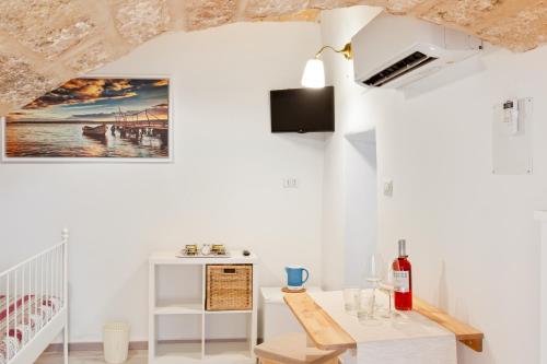 San Nicola Clemente Private Room