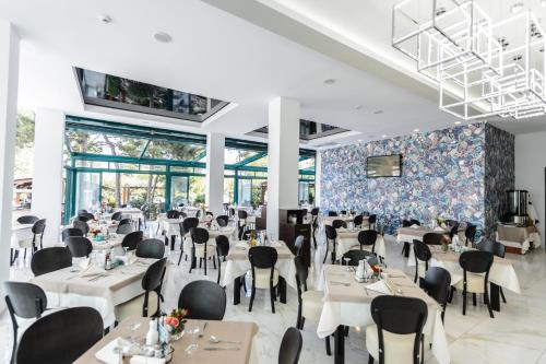 Mirage Medspa Hotel - main image