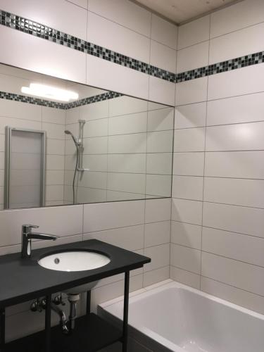 Vistay apartments Room Type - One-Bedroom Apartment