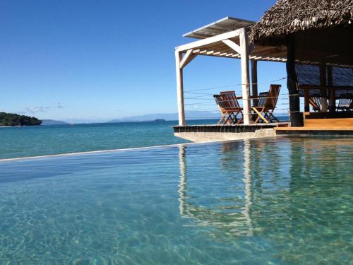 Басейн, L'Heure Bleue in Nosy Be