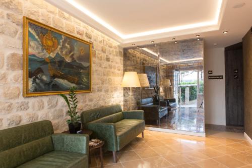 Exterior view, Heritage Hotel Leon Coronato in Perast