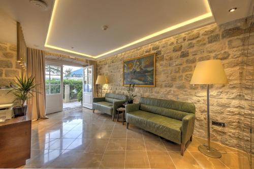 Exterior view, Heritage Hotel Leon Coronato in Perast