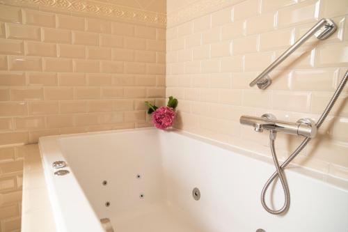 Keizershouse Amsterdam – Amsterdam, NY
