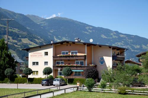 Gastehaus Wiesengrund & Apart Sporer Mayrhofen