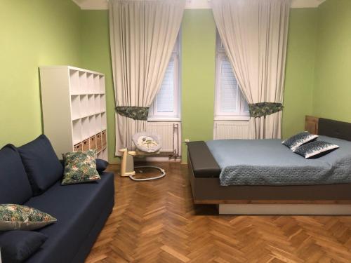 Family Apartment next to the park