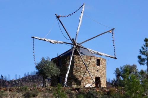 Moinho da Fadagosa gîte à louer Caratão