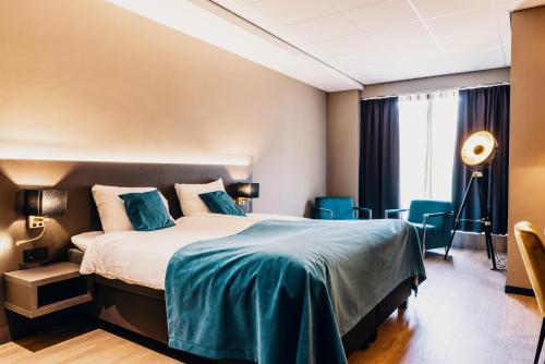 Hotel Hoogeveen Room Type - Deluxe Double Room with Shower