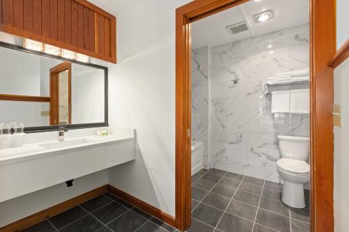 2 double beds