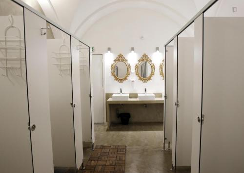 Lost Inn Lisbon Hostel - image 9