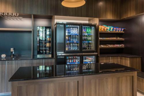 211604268 Hôtel & Suites Normandin Lévis