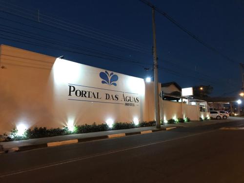 Hotel Portal das Aguas near Nery Lanches