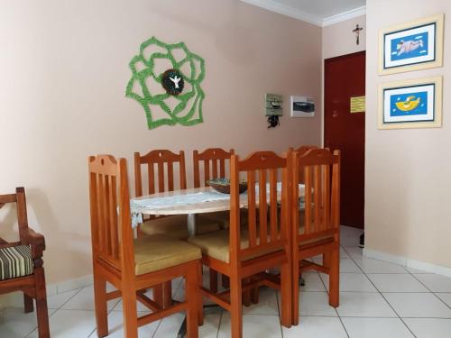 Apartment image 8
