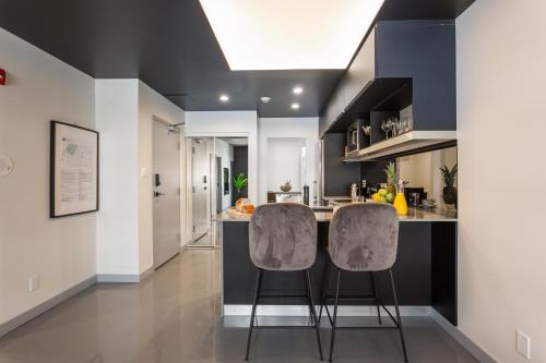 One-Bedroom Apartment 406