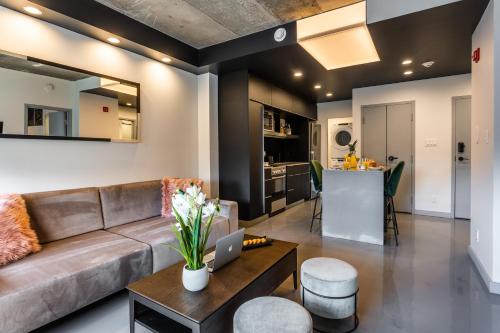 One-Bedroom Apartment 407