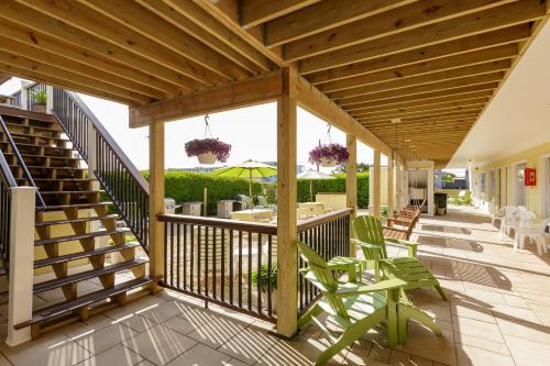 The Ocean Resort Inn - image 13