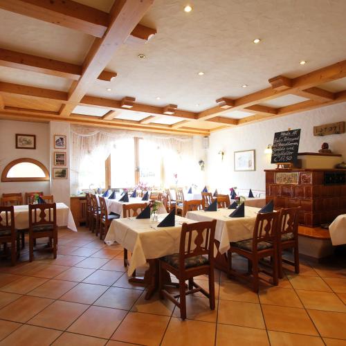餐廳, 韋恩酒店/日光酒店 (Weinhotel / Gasthaus zur Sonne) in 伊林根