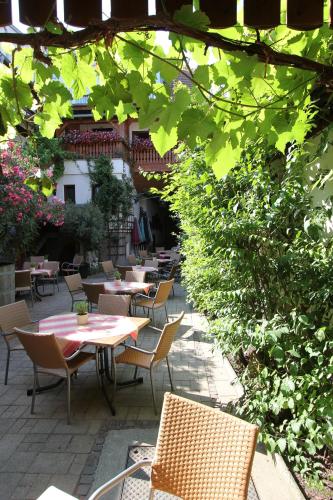 設施, 韋恩酒店/日光酒店 (Weinhotel / Gasthaus zur Sonne) in 伊林根
