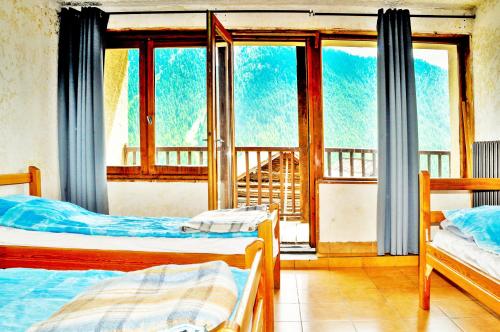 1 twin bed