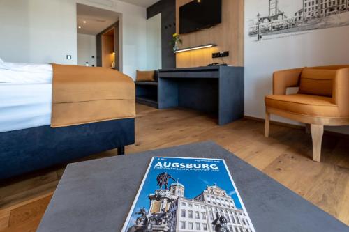 211641785 Augsburg Hotel Sonnenhof