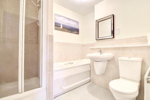 South Side Pleasance Apartment, Erskine, Glasgow