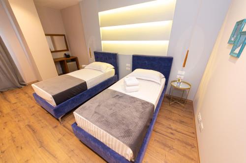 Light Hotel, Тирана (фото 9)