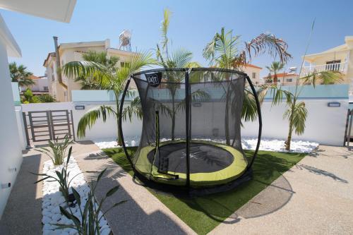 Villa Lynn Boutique Beachfront - image 5