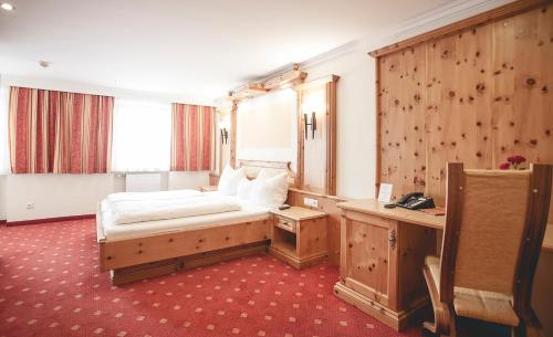 Gasthof Schmalzerhof - Hotel - Weer