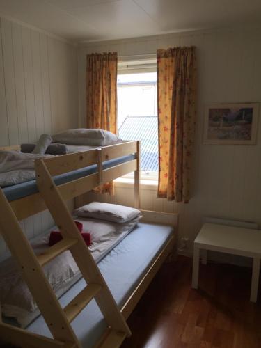Lovely 3 rooms apartment for holiday in Nyksund in Nyksund