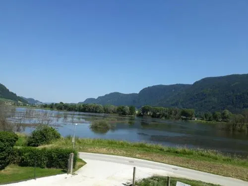 Appartements Bleistattblick in Steindorf am Ossiacher See, Österreich