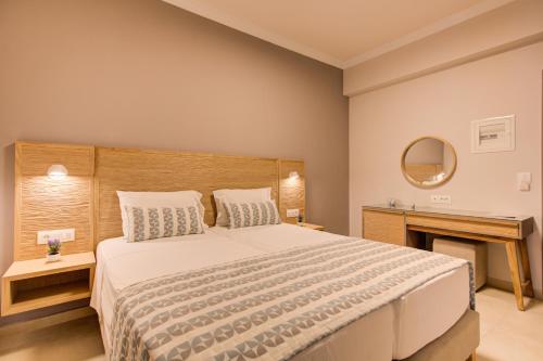 Maria Beach Hotel - image 5