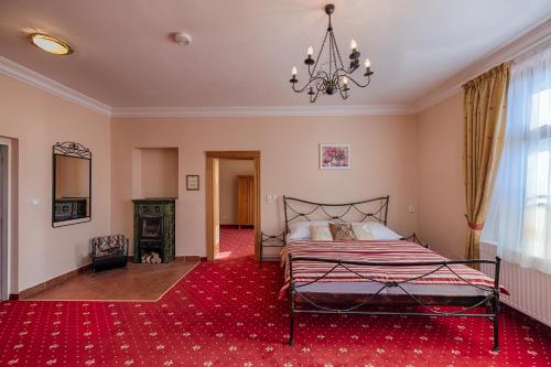 Hotel Zlatý Orel - image 4