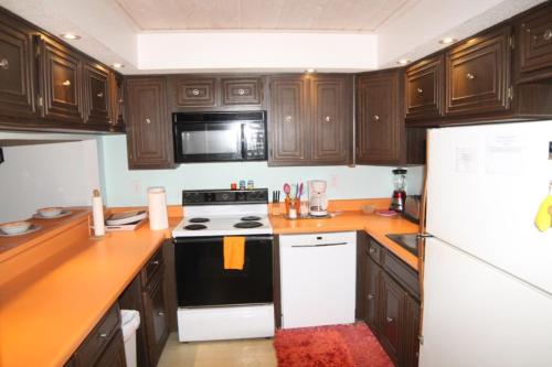 Pelican Inlet C218 Condo - image 5