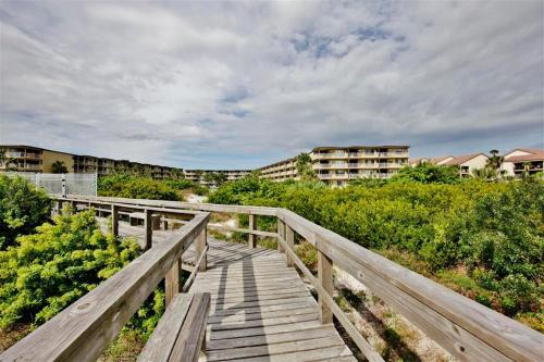 Colony Reef 15C Condo - image 2