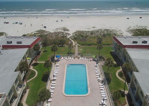 Spanish Trace 240 Condo - image 6