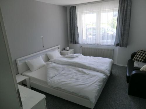 Fam.Schwenkel 5.8km von Seewald entfernt