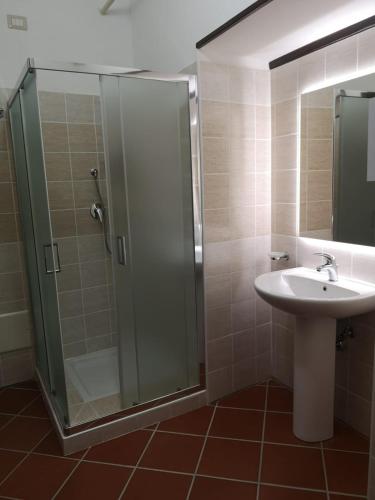 2 twin beds