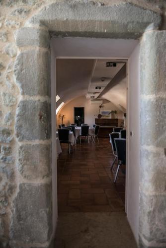 Le Château du Poët-célard photo 16