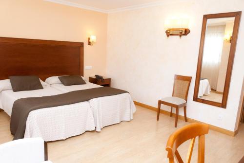 Abadía Burgos Camino Santiago - image 5