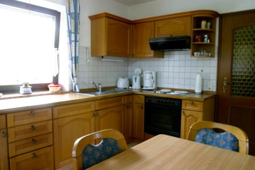 Konyha, Gästehaus Steiger (Gastehaus Steiger) in Bad Birnbach