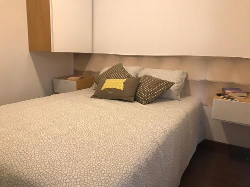 2 bedrooms, 4 beds