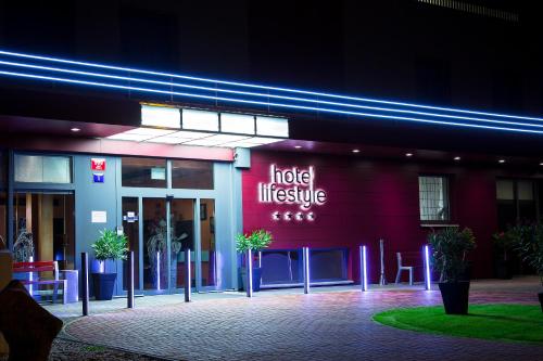 Lifestyle Hotel – Prague, NY
