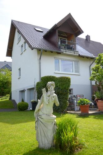 外部景觀, Ferienhaus Luzia in 布爾沙伊德