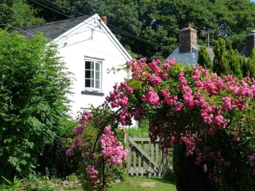 3 Hele Mill Cottage Holiday Home, Bude, Cornwall