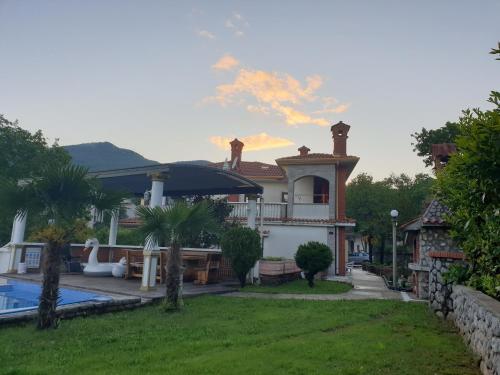 ทัศนียภาพภายนอกโรงแรม, Pobri in โปบรี