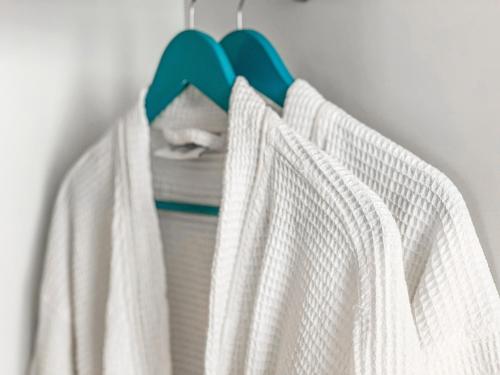 Studio Apartment image 6