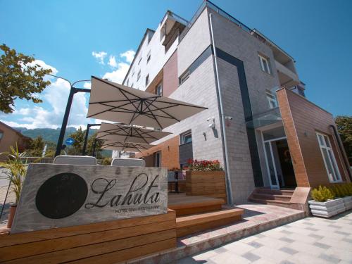 Hotel Lahuta Bajram Curri